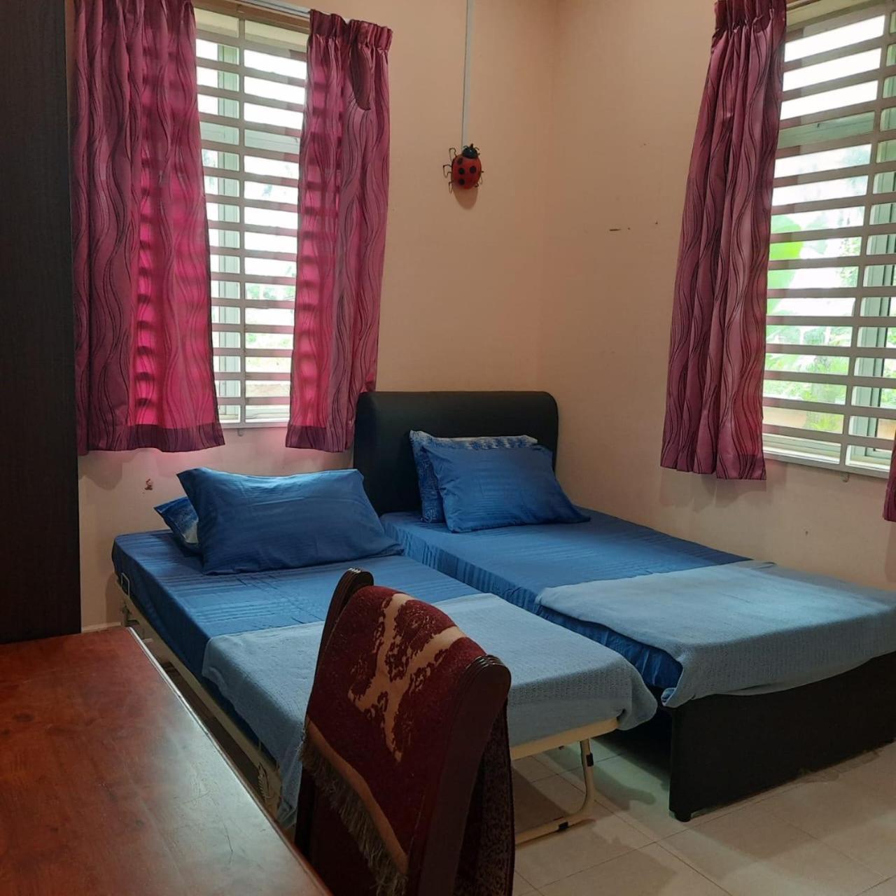 Iqbalina Homestay 2 Kemaman Chukai Dış mekan fotoğraf